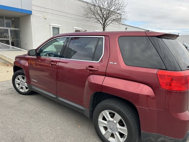 2010 Gmc Terrain SLE photo 2