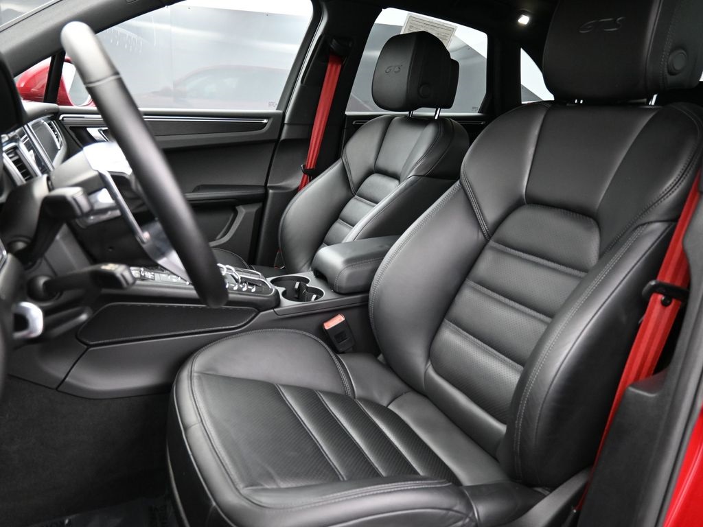 2018 Porsche Macan GTS photo 4
