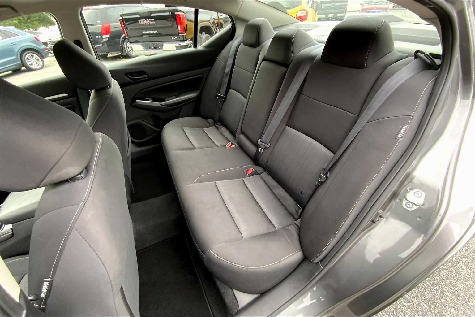 2023 Nissan Altima 2.5 SV photo 18