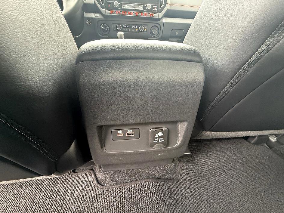 2025 Nissan Frontier PRO-4X photo 23