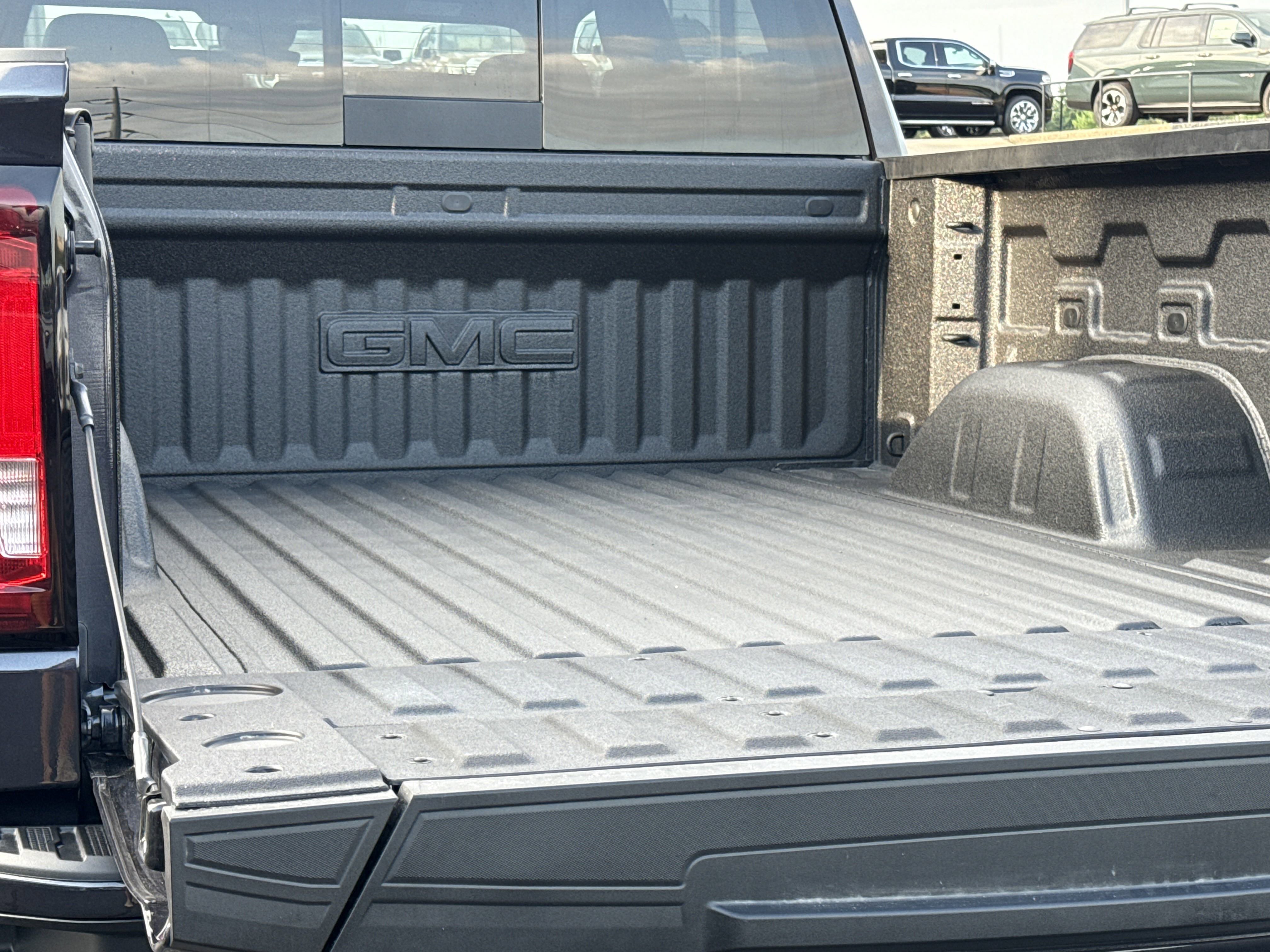 2025 Gmc Sierra Denali photo 6