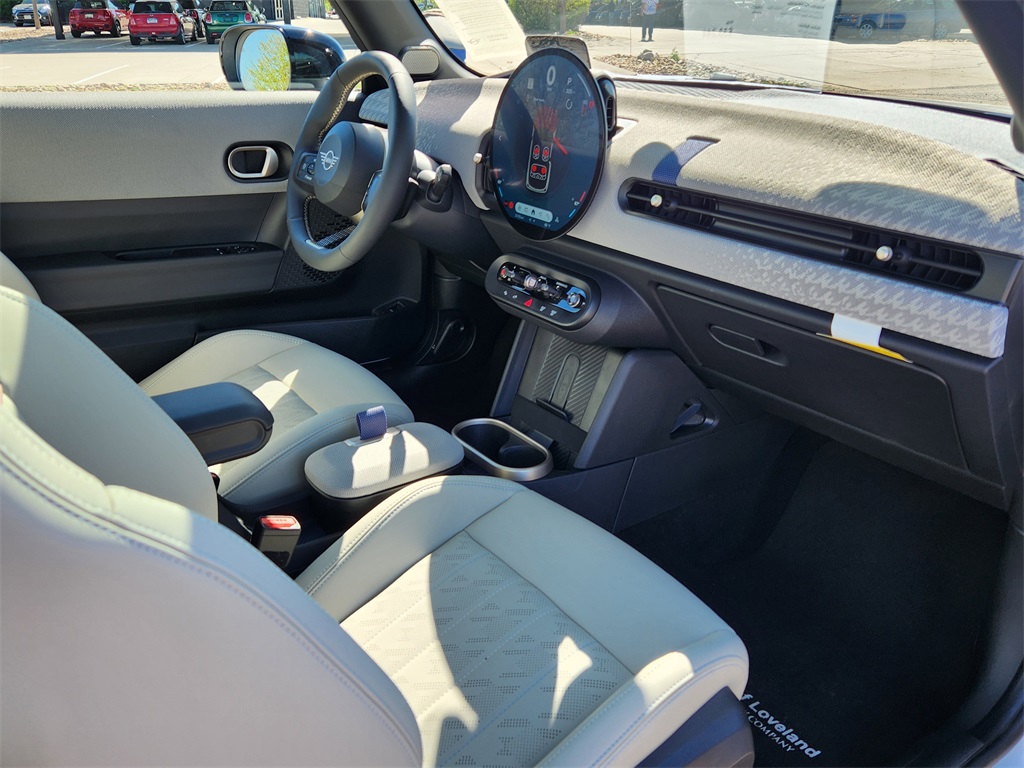 2025 Mini Cooper 2 Door Hardtop photo 13