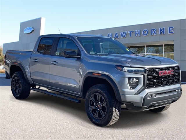2024 GMC Canyon Elevation's photo