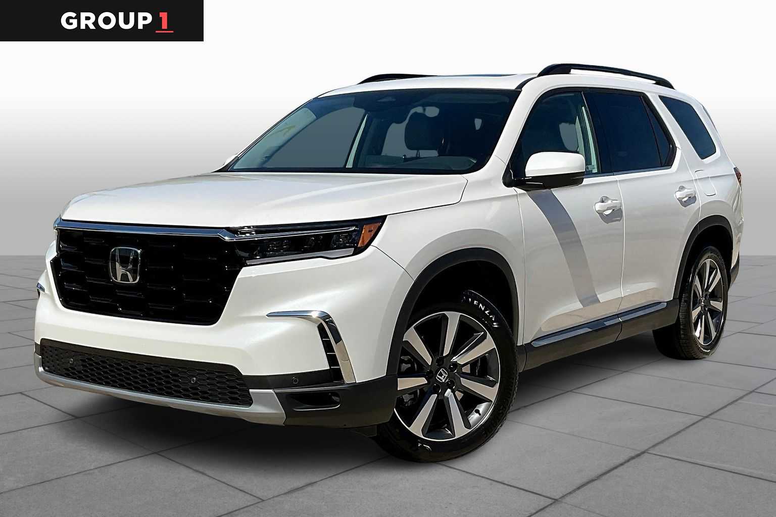 2025 Honda Pilot Touring's photo