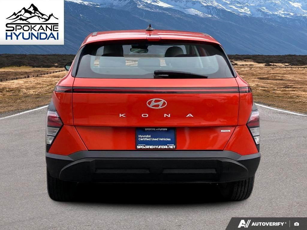 2024 Hyundai Kona SE photo 4