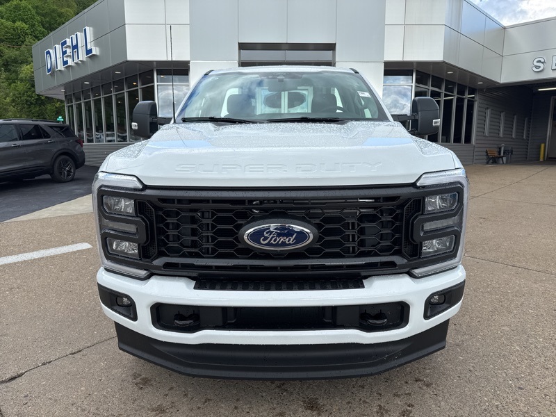 2025 Ford F-350 XL photo 2