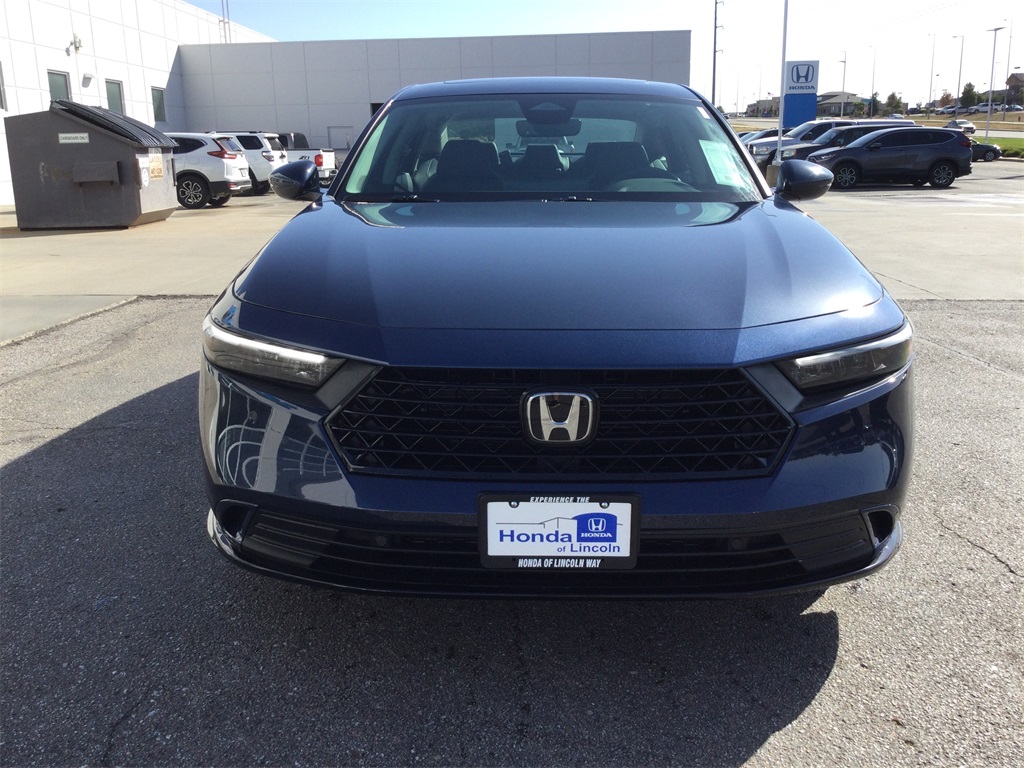 2025 Honda Accord Hybrid EX-L photo 9