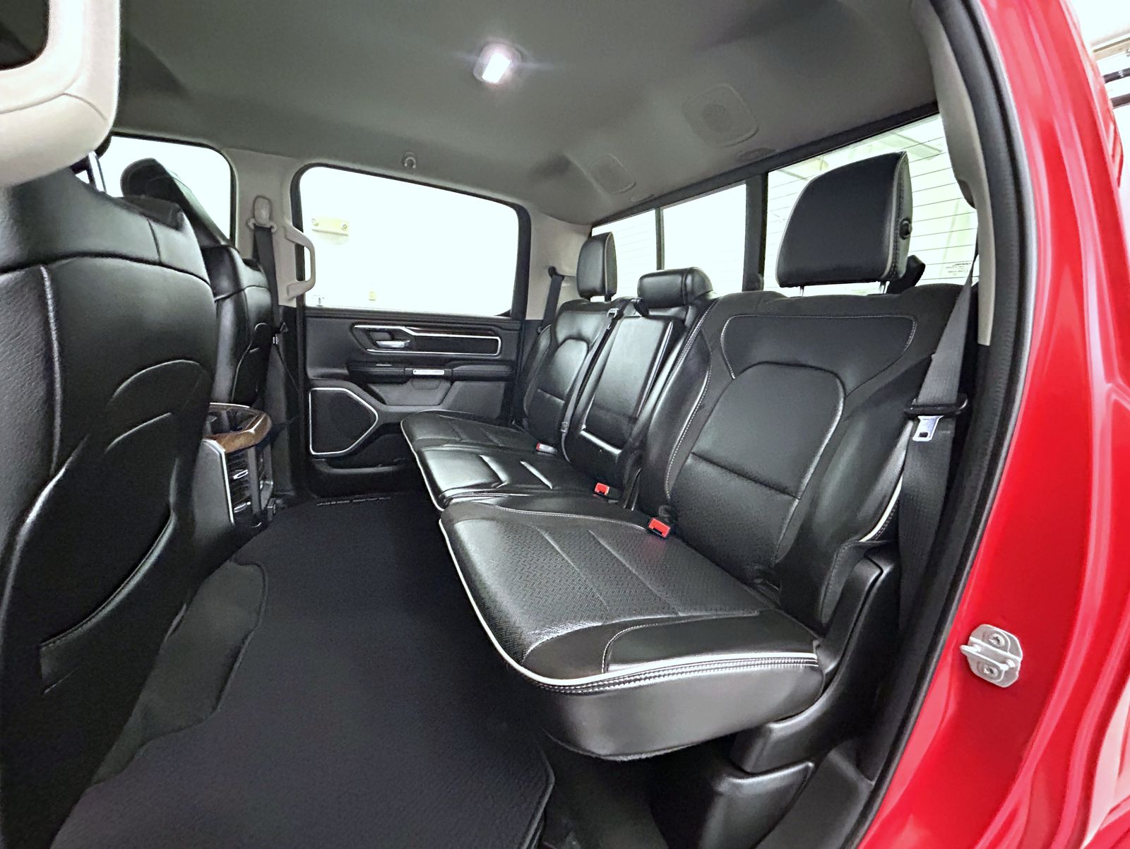 2022 Ram 1500 Laramie photo 19