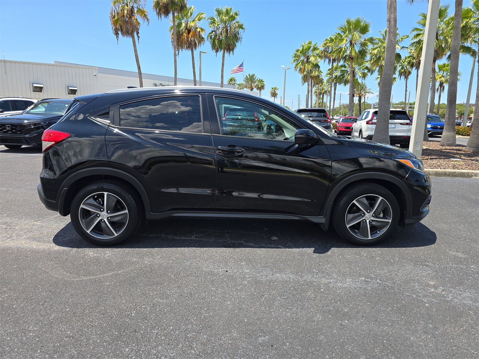 2022 Honda HR-V EX photo 2