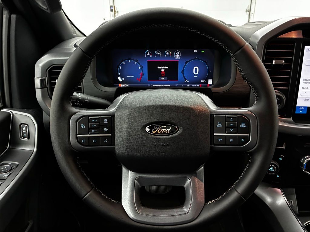 2025 Ford F-150 XLT photo 20