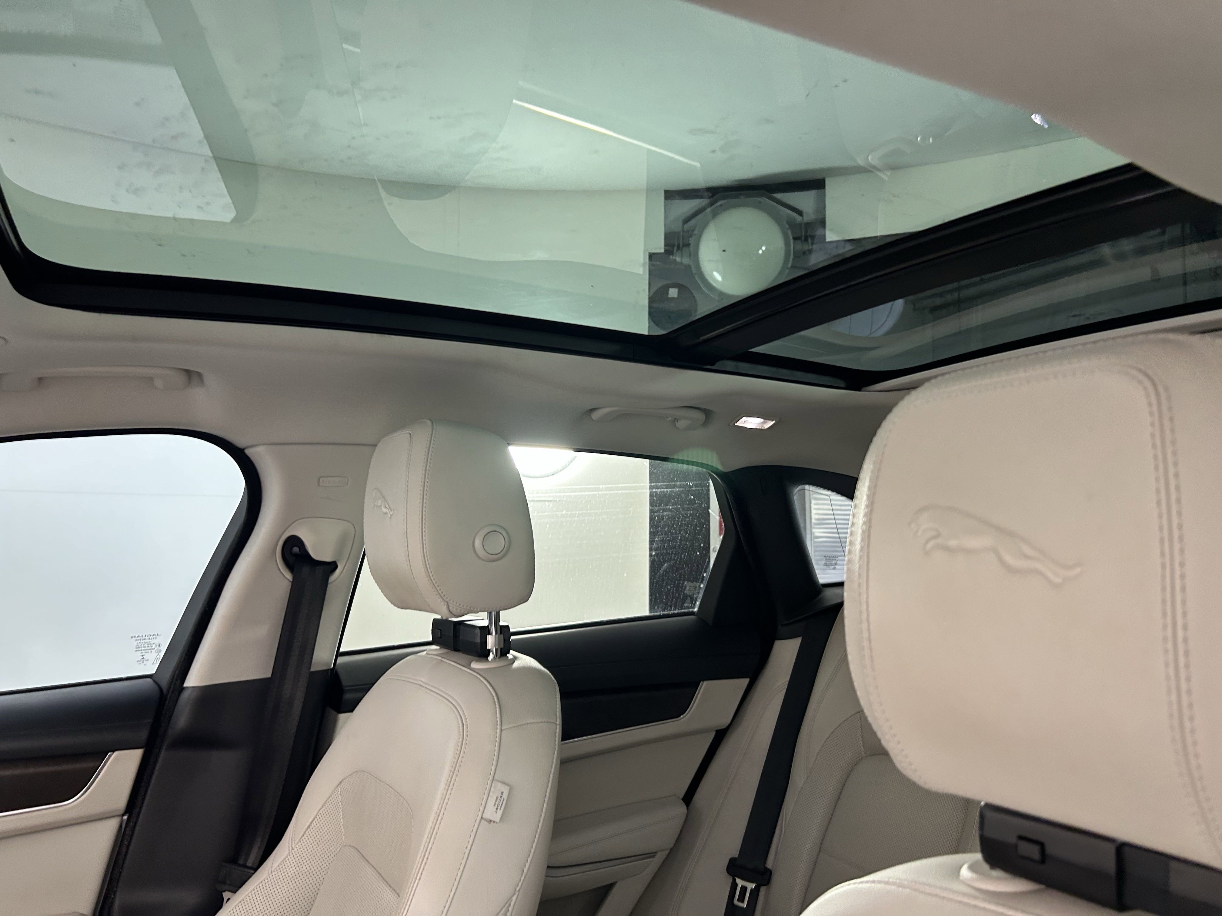 2021 Jaguar F-PACE P250 S photo 17