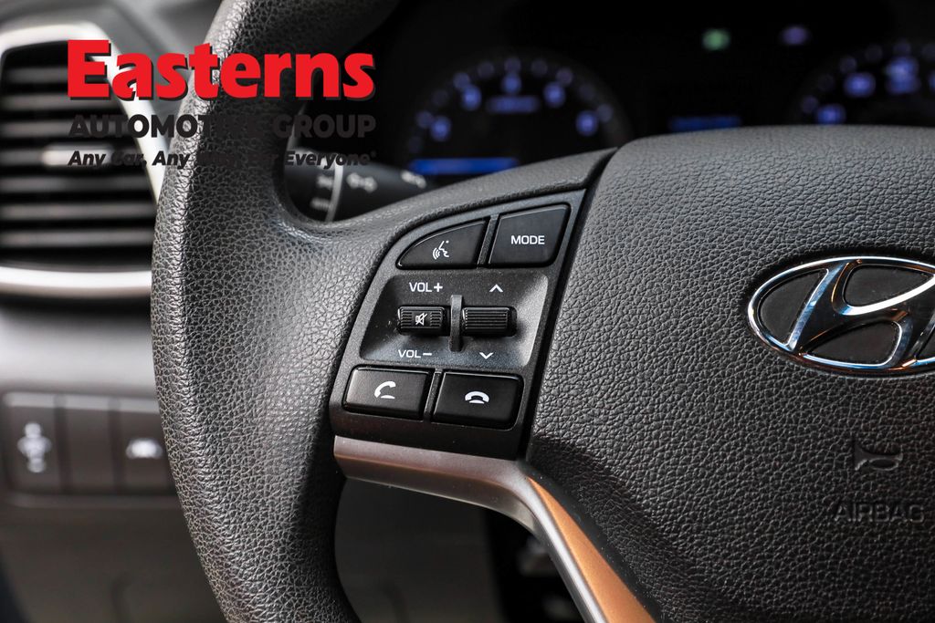 2021 Hyundai Tucson SE photo 10