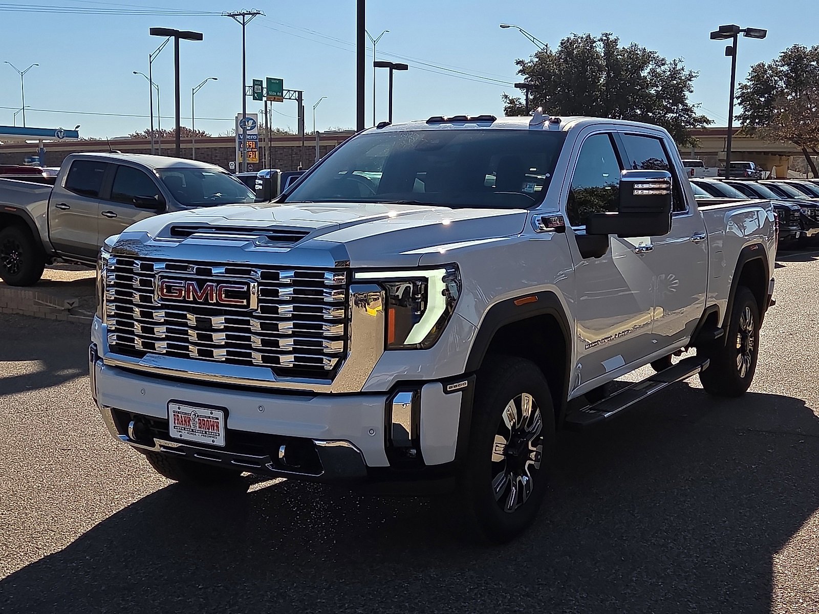 2026 GMC Sierra 2500HD Denali's photo
