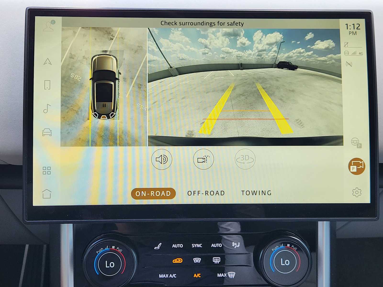 2023 Land Rover Range Rover SV photo 15