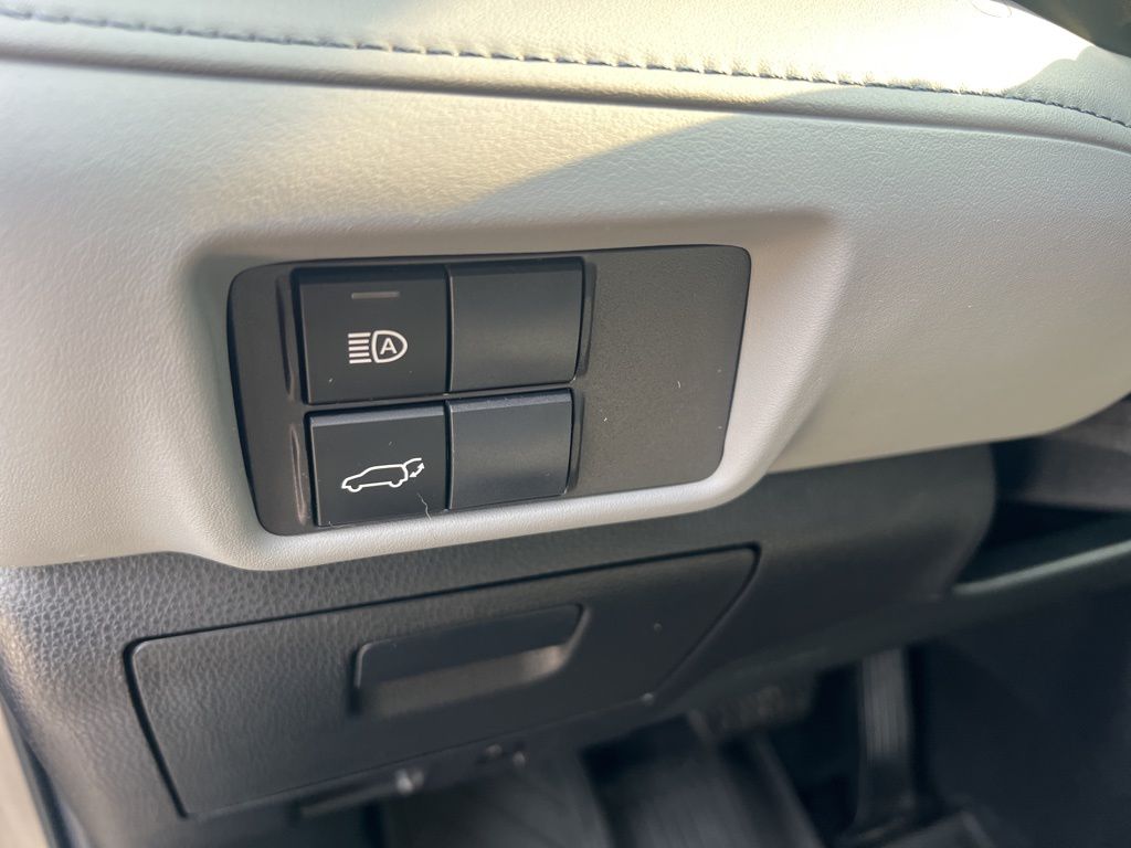 2022 Toyota Highlander XLE photo 50
