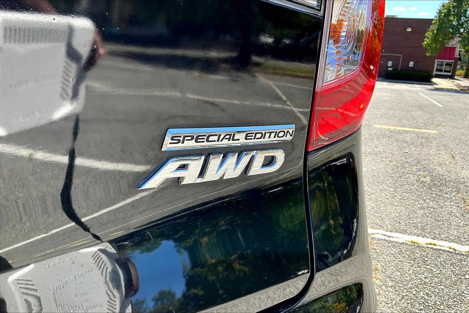 2021 Honda Pilot Special Edition photo 9