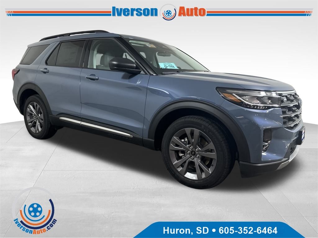 2025 Ford Explorer Active's photo