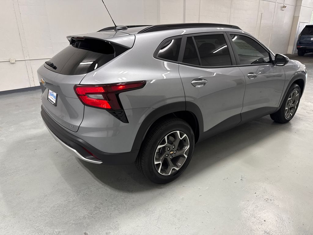 2026 Chevrolet Trax photo 7