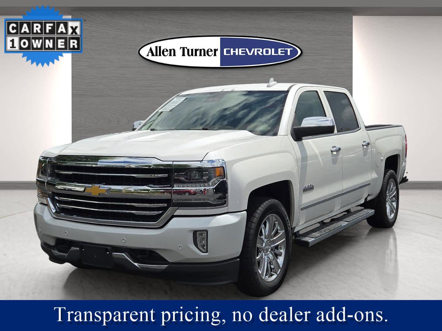 2017 Chevrolet Silverado 1500 High Country photo 3