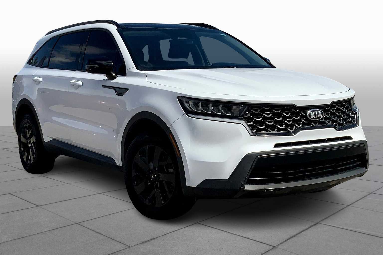 2021 Kia Sorento S photo 2
