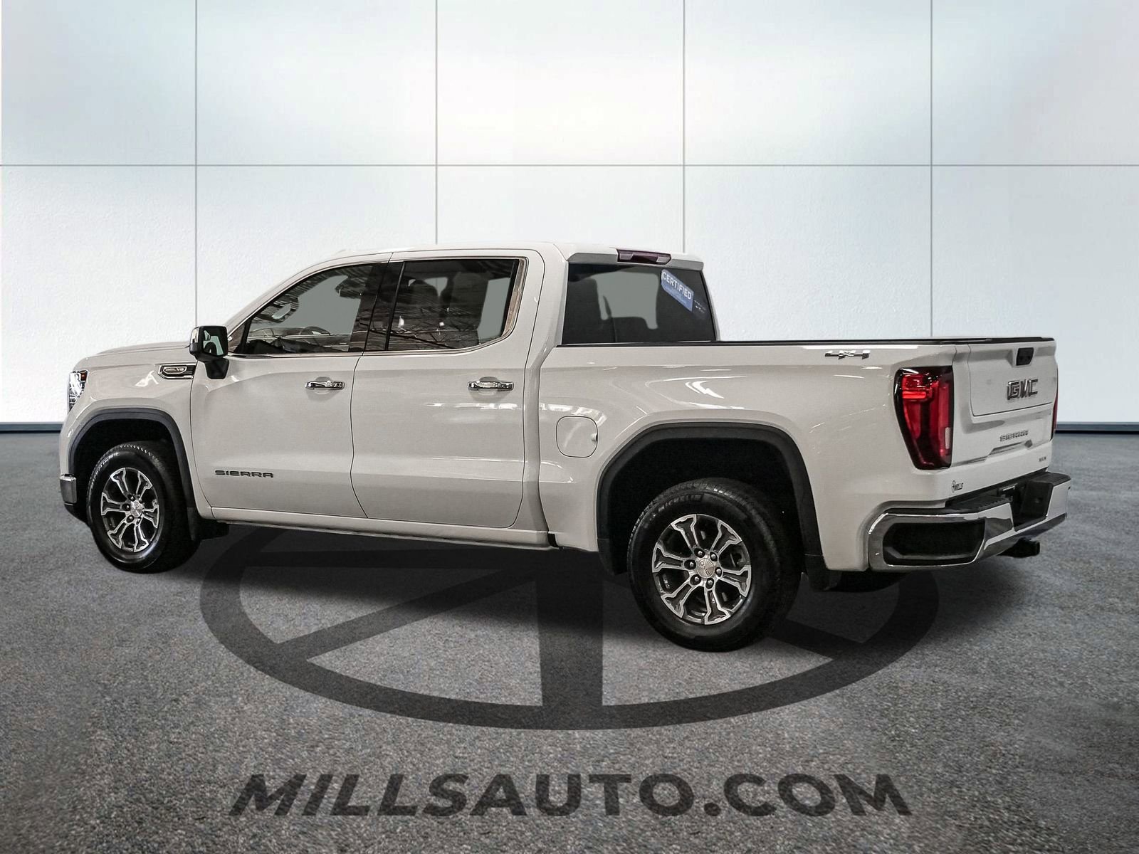 2025 Gmc Sierra 1500 SLT photo 3