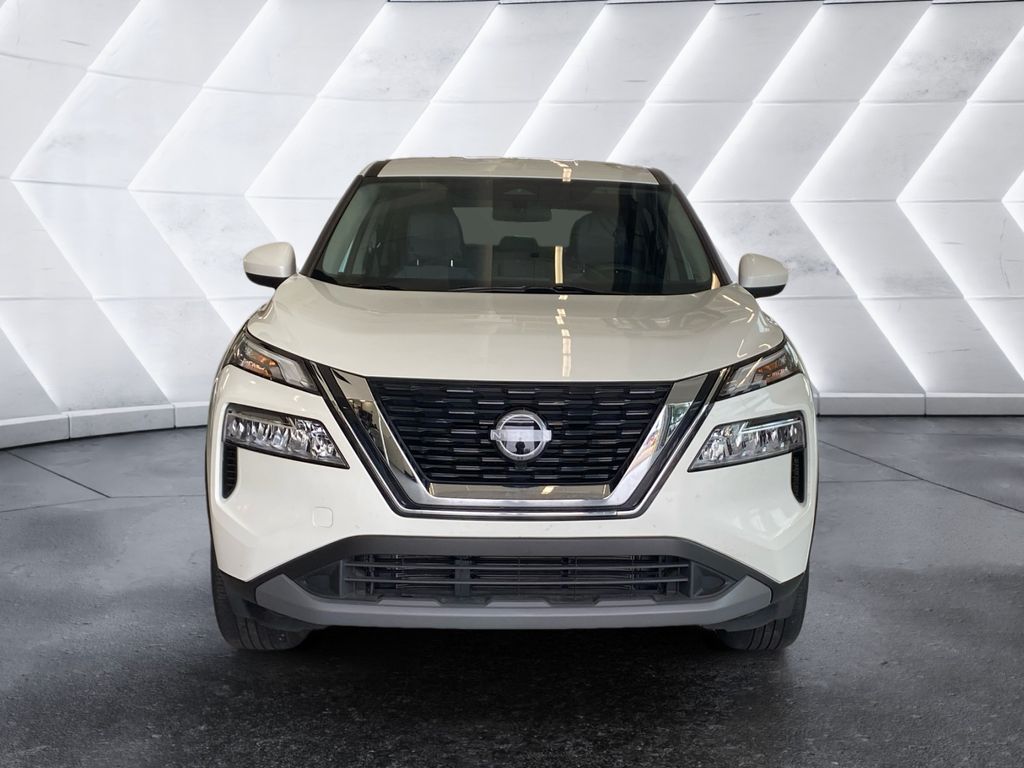 2023 Nissan Rogue SV photo 2