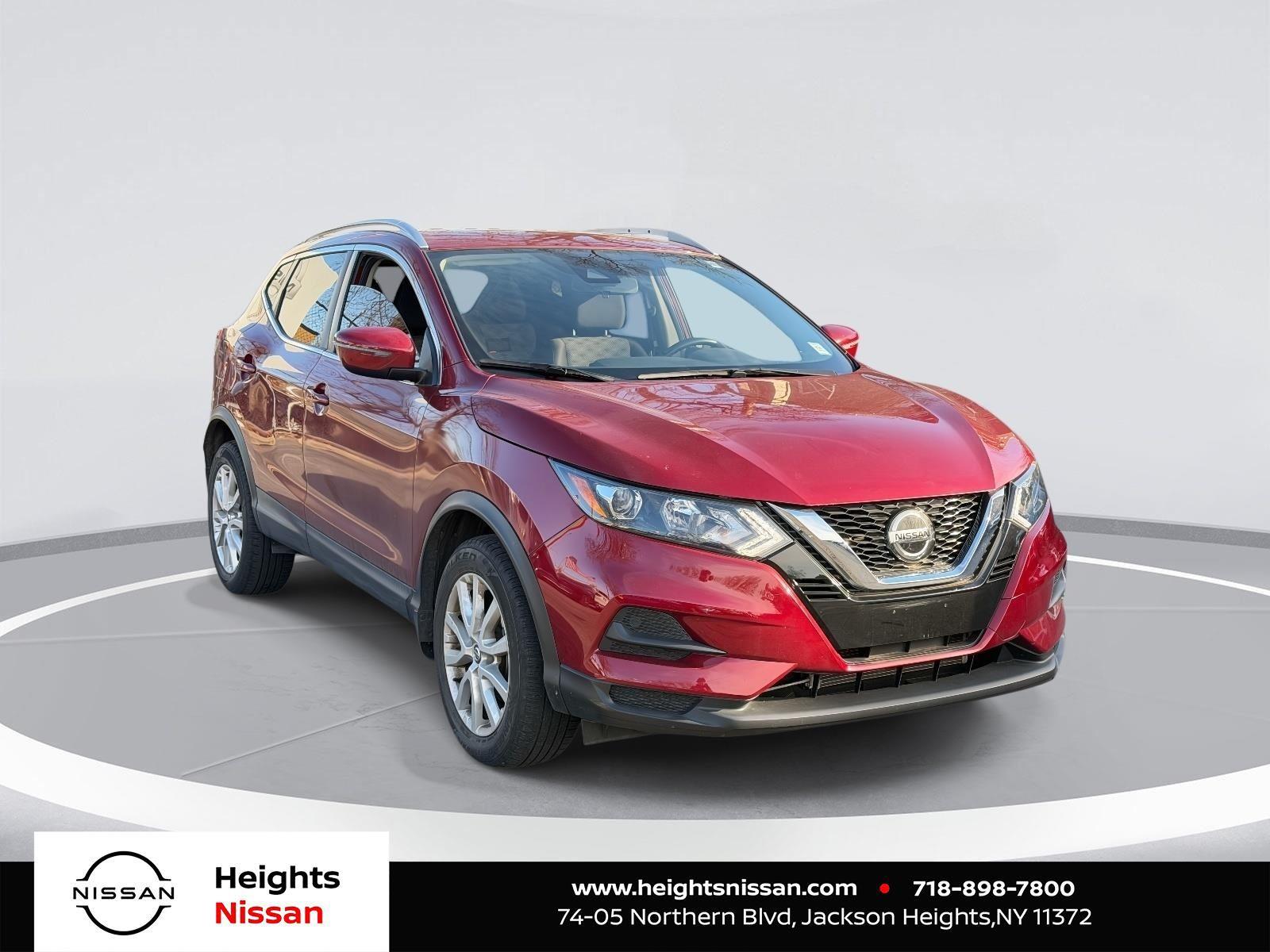 2020 Nissan Rogue Sport SV's photo