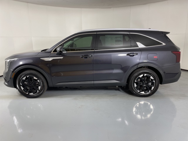 2025 Kia Sorento S photo 5