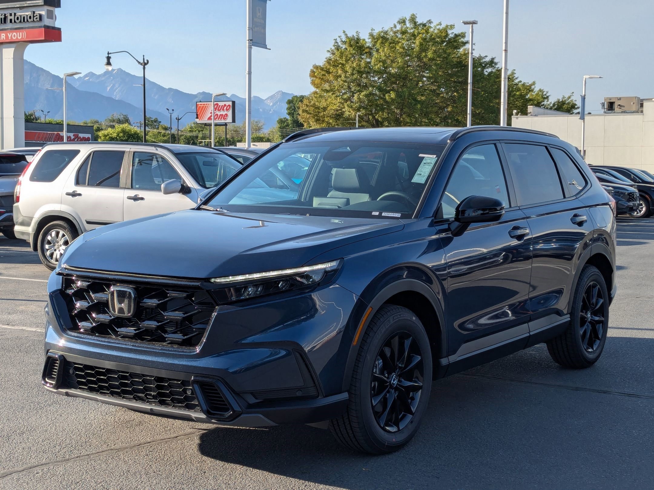 2026 Honda CR-V Hybrid Sport-L photo 5