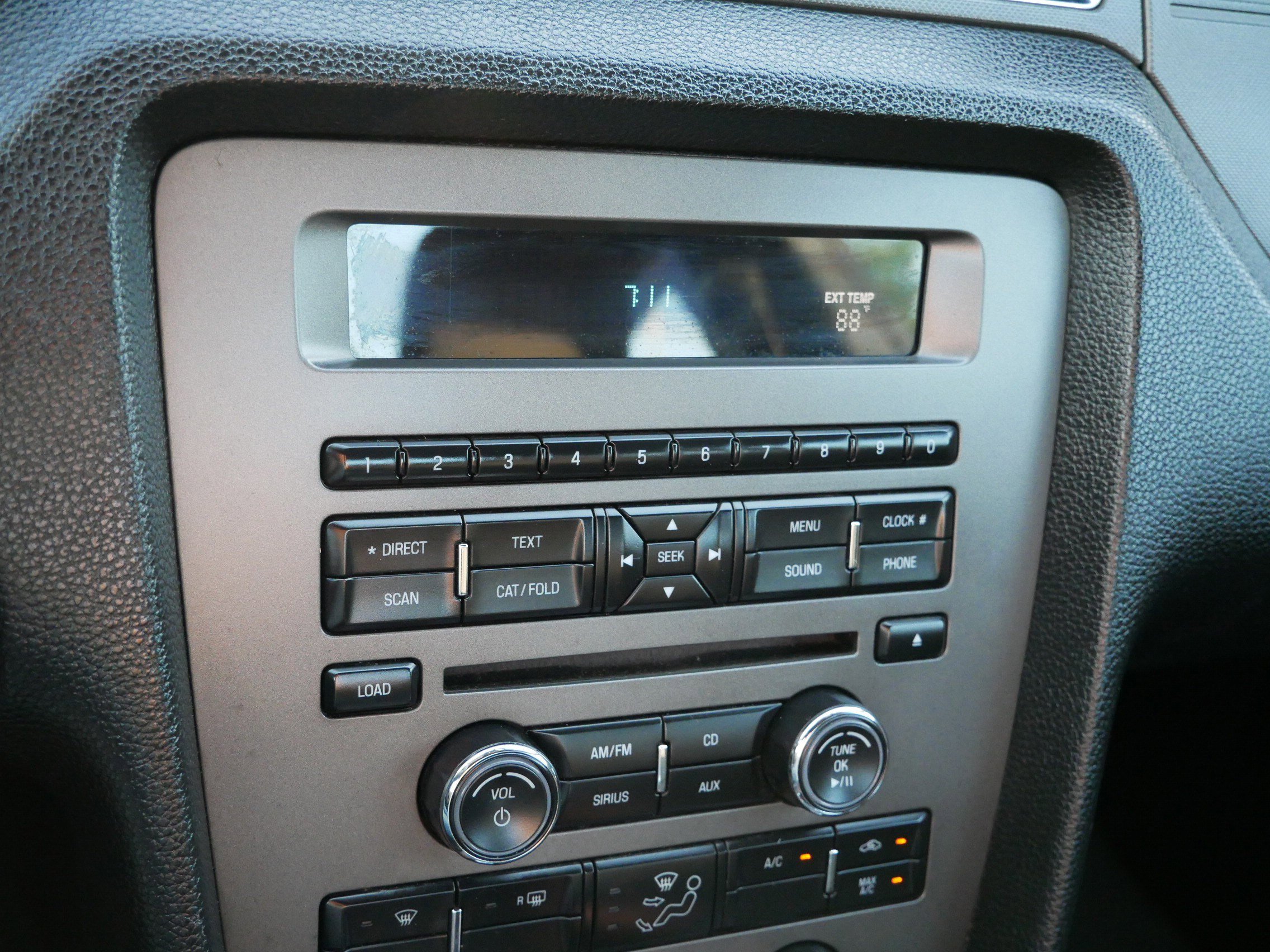 2011 Ford Mustang V6 photo 21