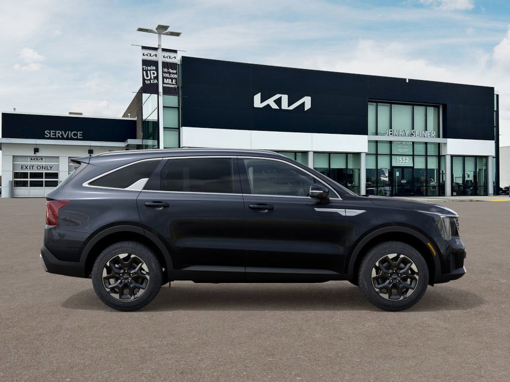 2025 Kia Sorento S photo 6