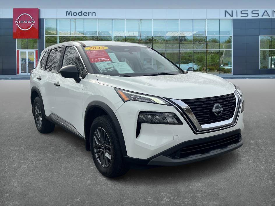 2023 Nissan Rogue S photo 3