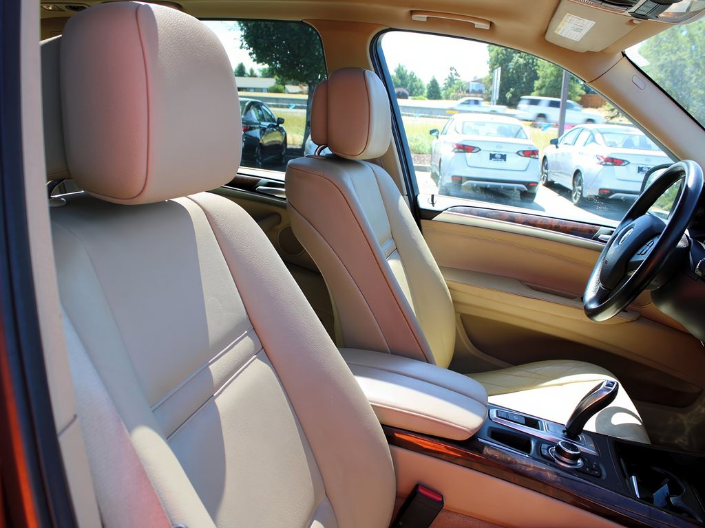 2013 Bmw X5 xDrive50i photo 21