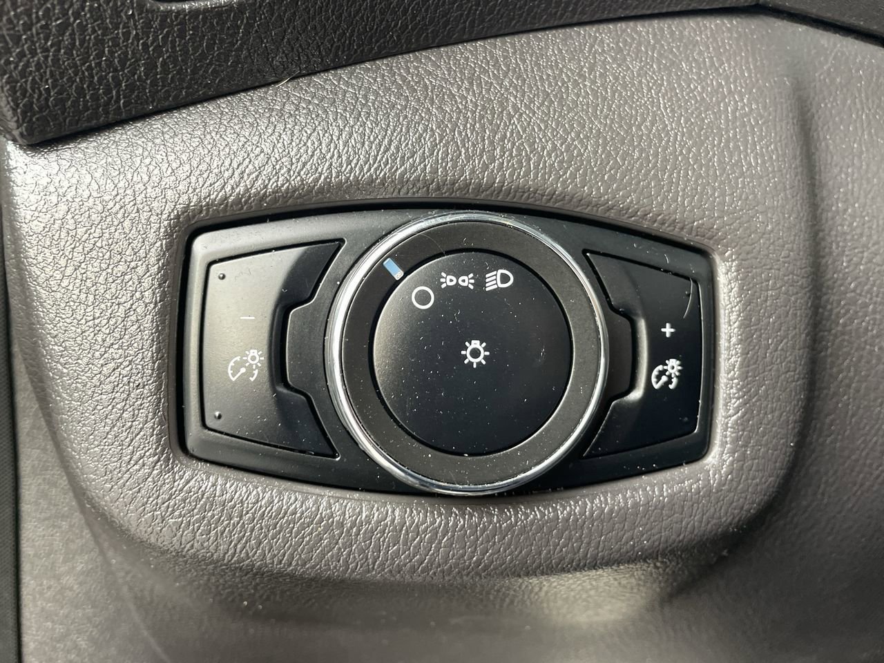 2017 Ford Transit Connect XL Passenger Van photo 23