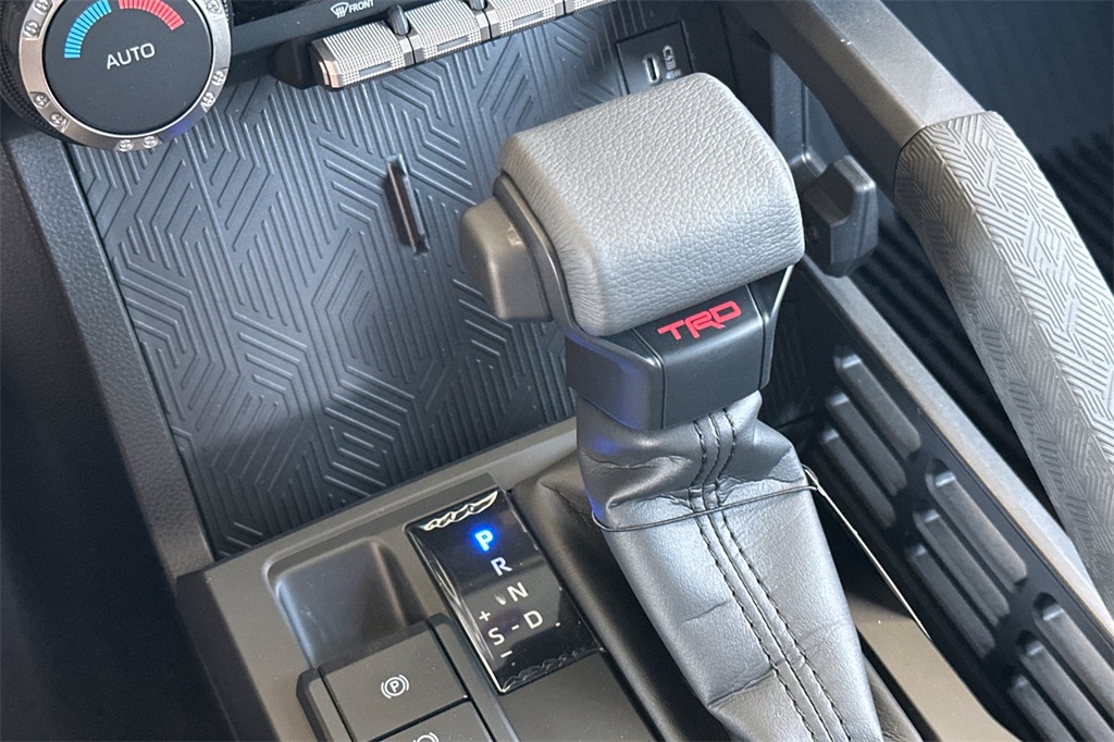 2025 Toyota Tacoma TRD Sport 4x4 Double Cab photo 19