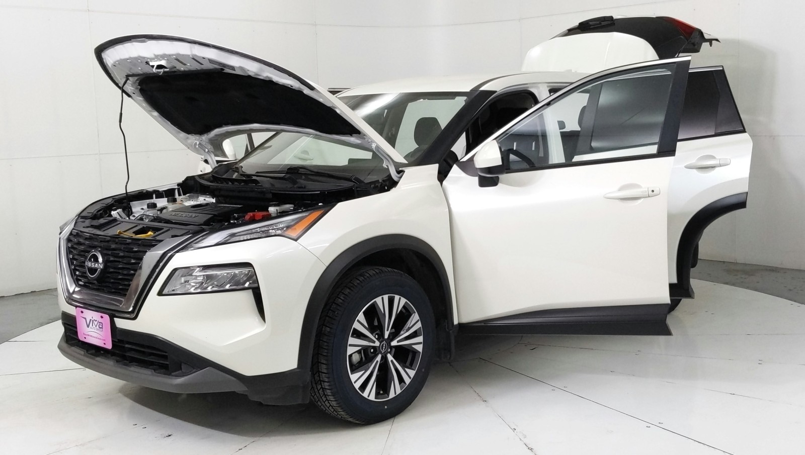 Used 2023 WHITE Nissan SV image 10