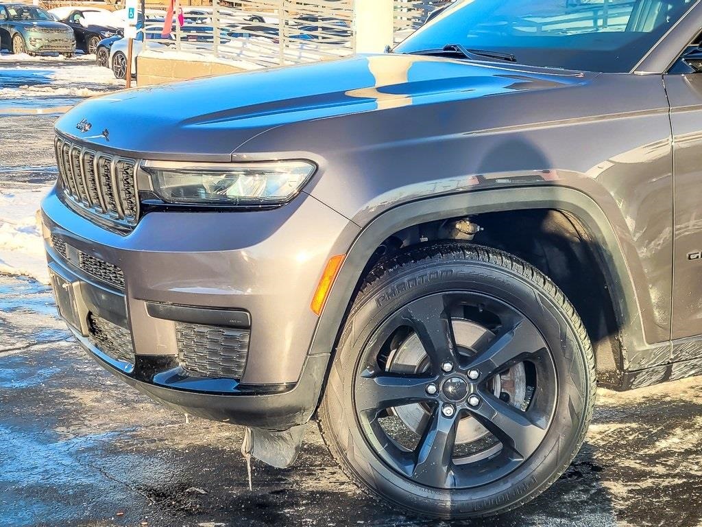 2021 Jeep Grand Cherokee Altitude photo 2