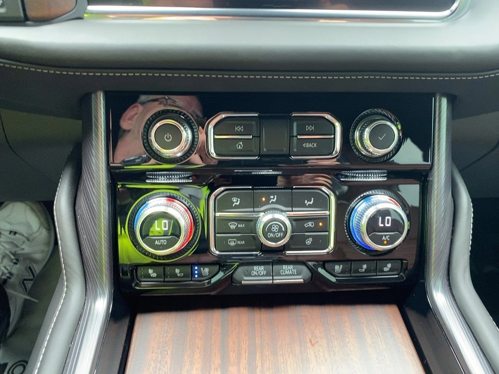 2023 Gmc Yukon XL Denali Ultimate photo 16