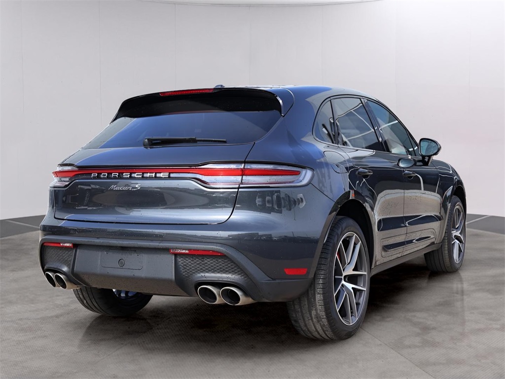 2022 Porsche Macan S photo 7