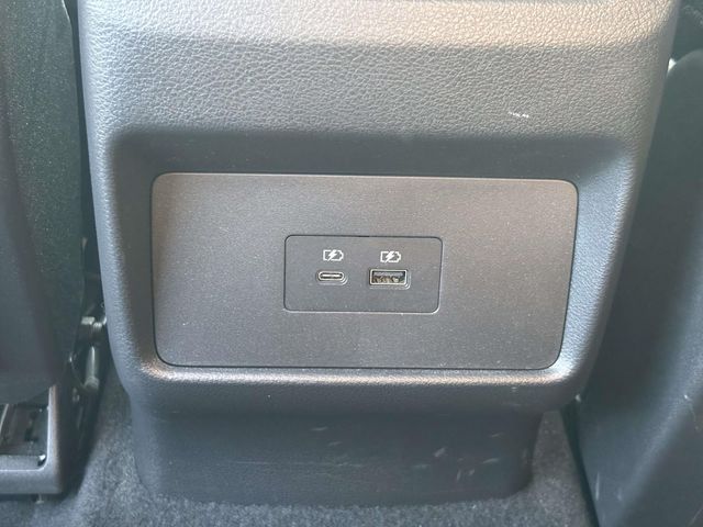 2023 Nissan Rogue SV photo 10