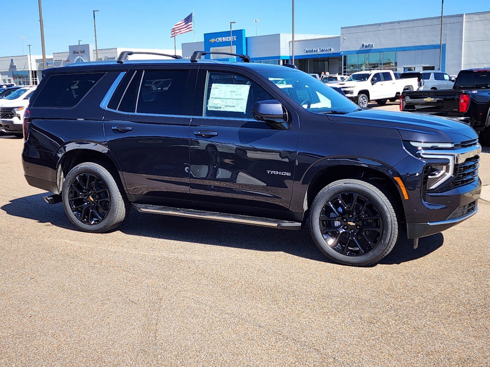 2025 Chevrolet Tahoe LS photo 2