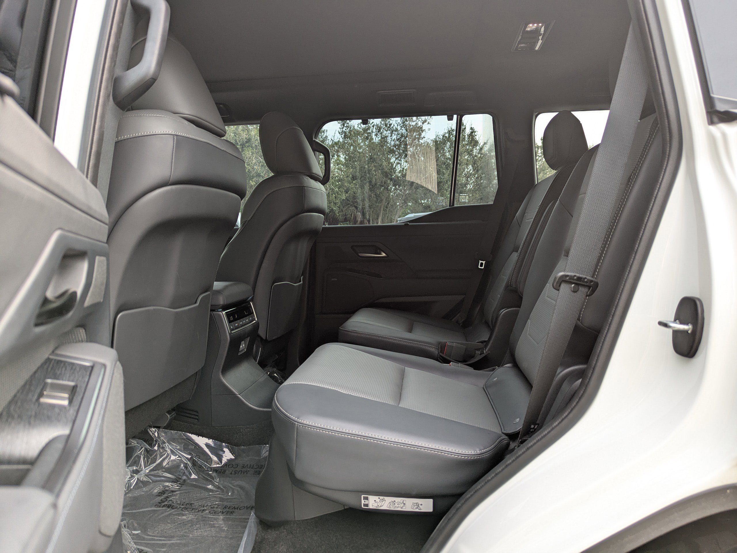 2024 Lexus GX 550 Luxury photo 20