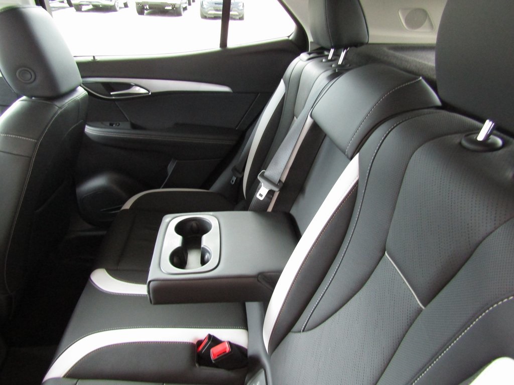2025 Buick Envision Sport Touring photo 30