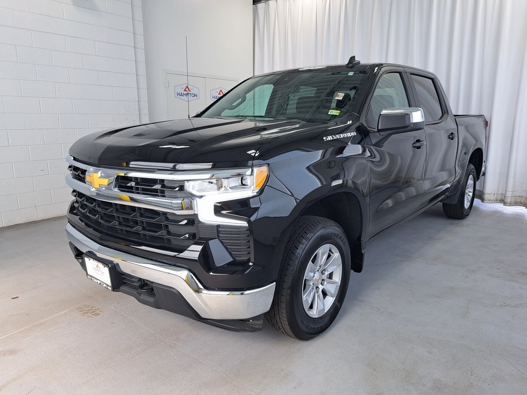 2025 Chevrolet Silverado 1500 LT photo 2