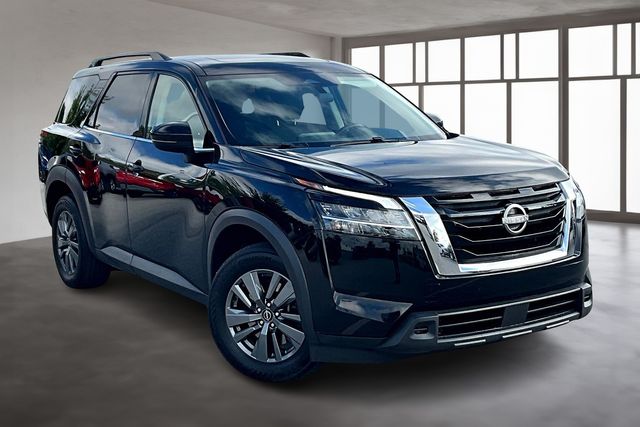 2022 Nissan Pathfinder SV photo 13