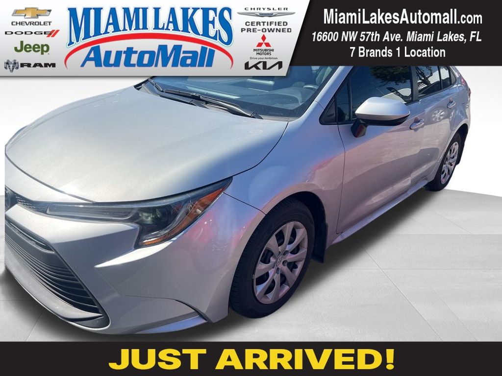 2025 Toyota Corolla LE