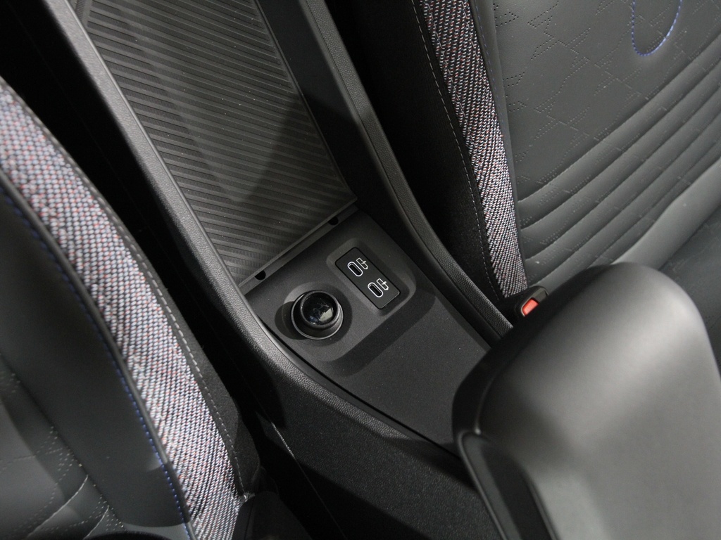 2025 Mini Cooper 2 Door Hardtop Signature photo 15