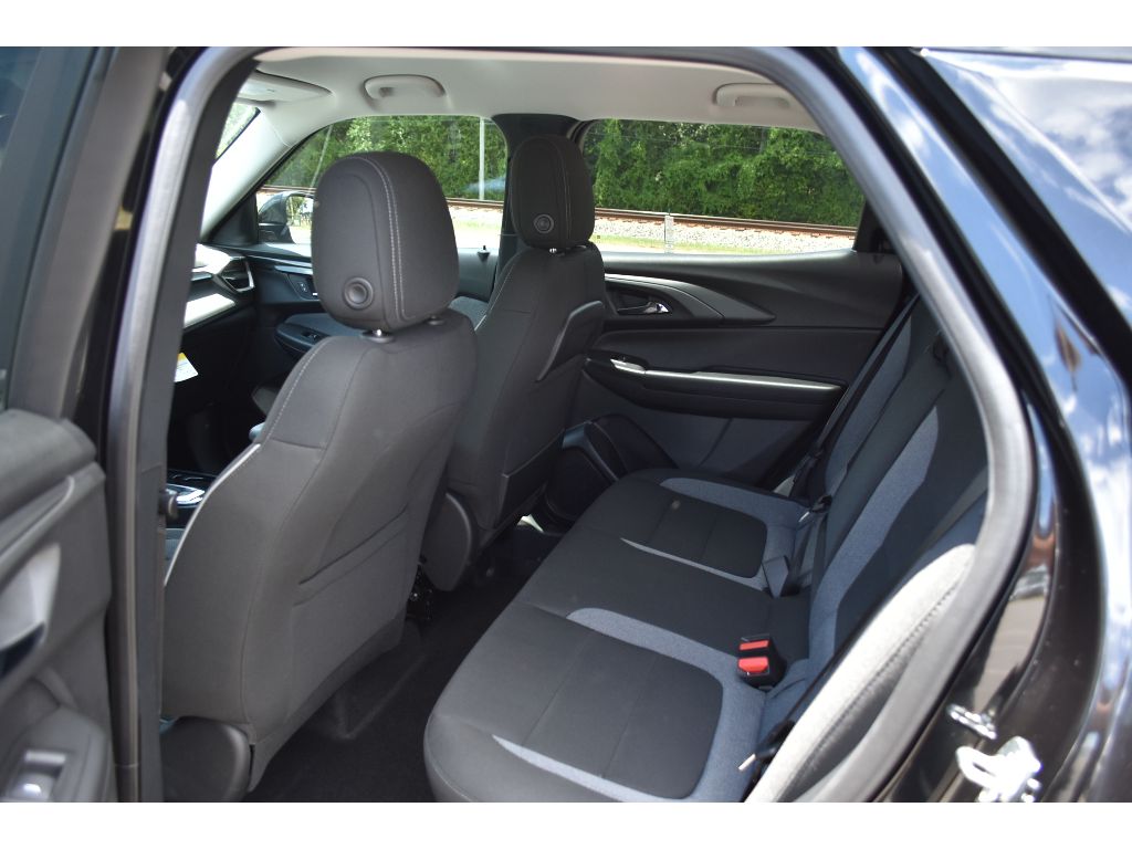 2025 Chevrolet Trailblazer LT photo 12