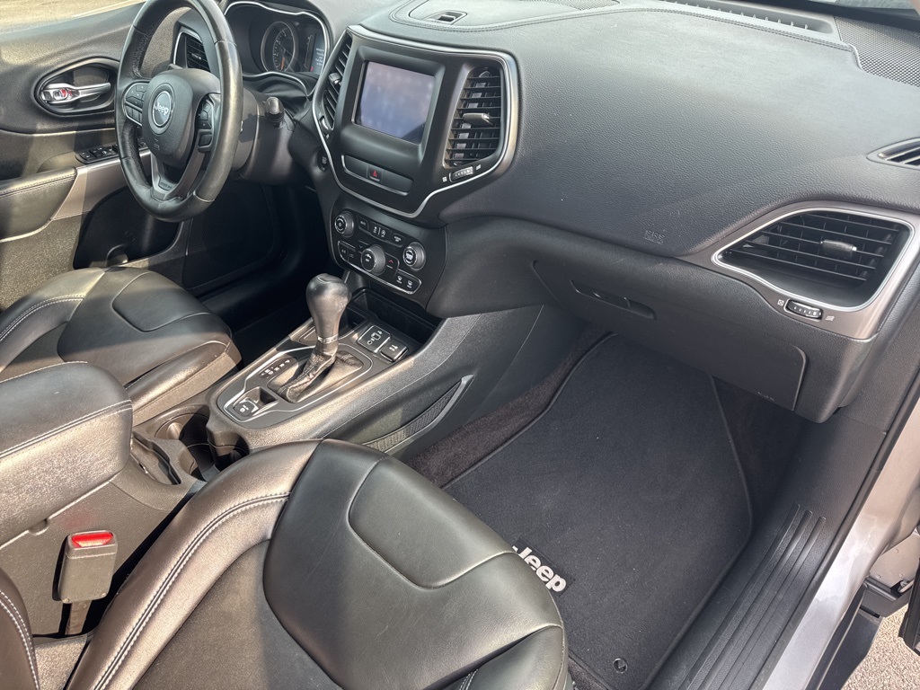 2019 Jeep Cherokee Latitude photo 24