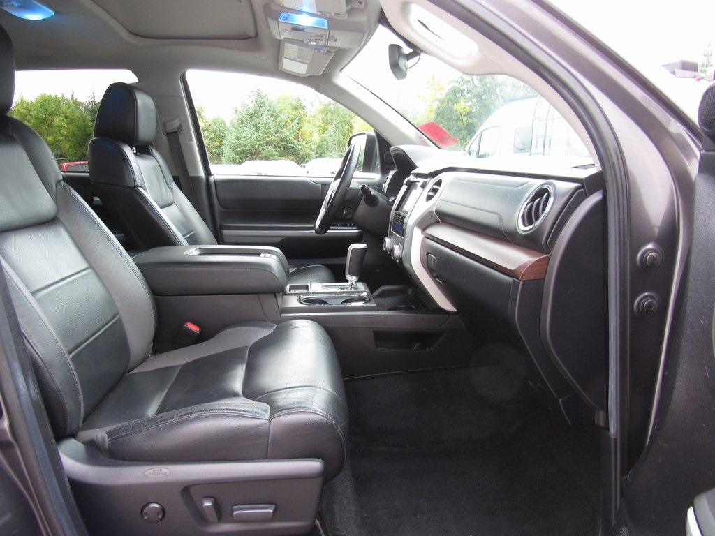 2021 Toyota Tundra Limited Grade photo 18